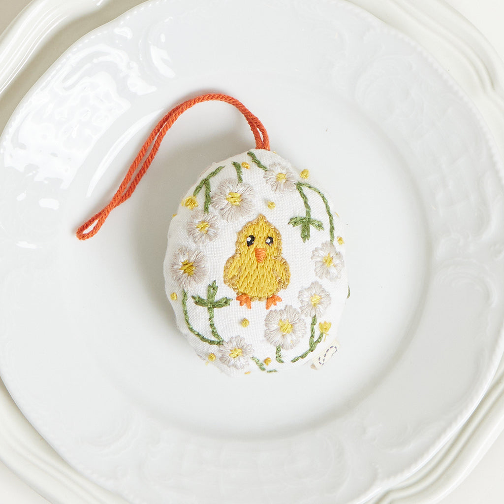Bundle: Easter Cotton Table Runner and Napkins